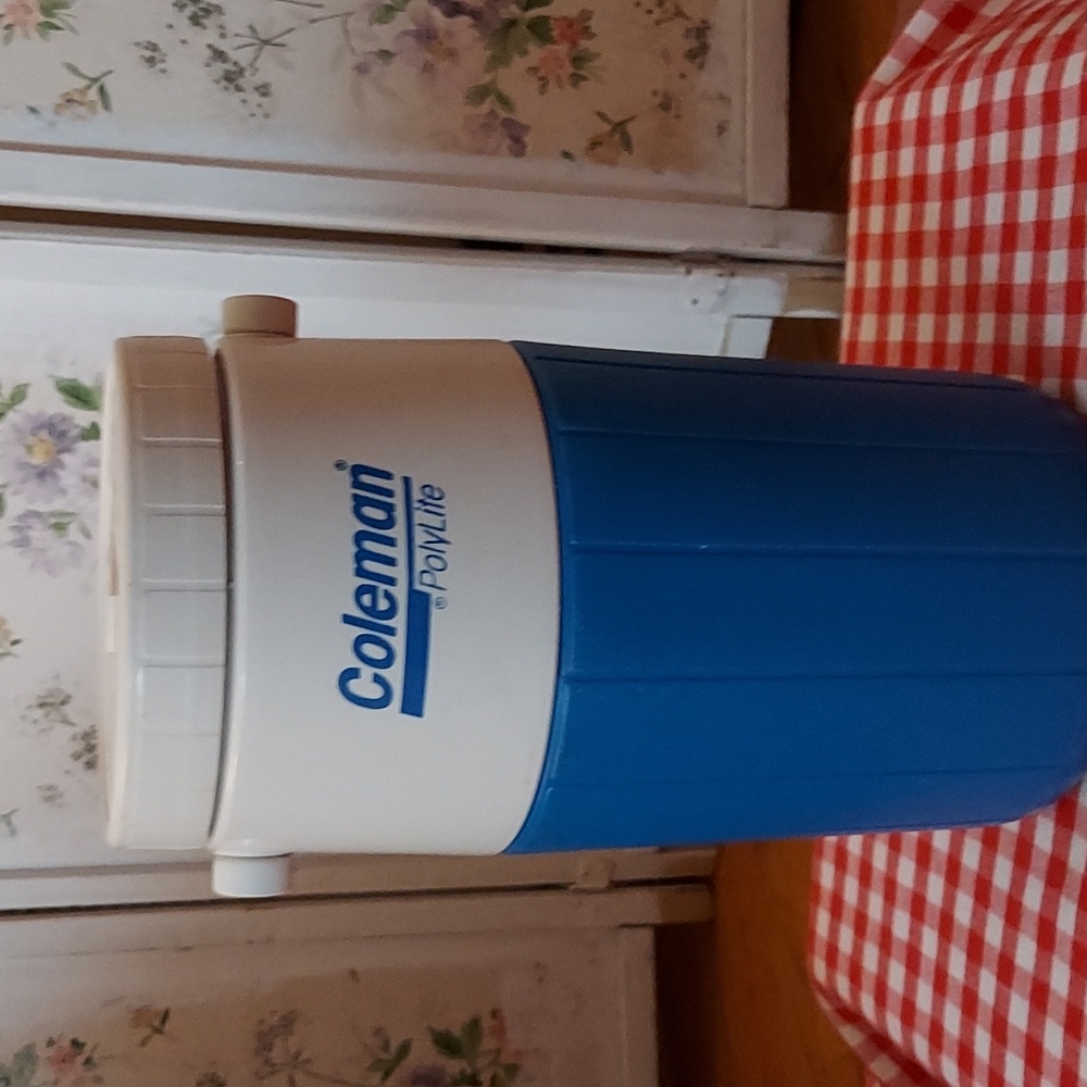 Half gallon Coleman Beverage Container